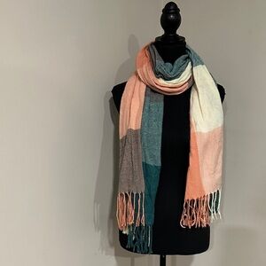 *CHACKINA* Peach x Green Color Block Fashion Tassel Scarf